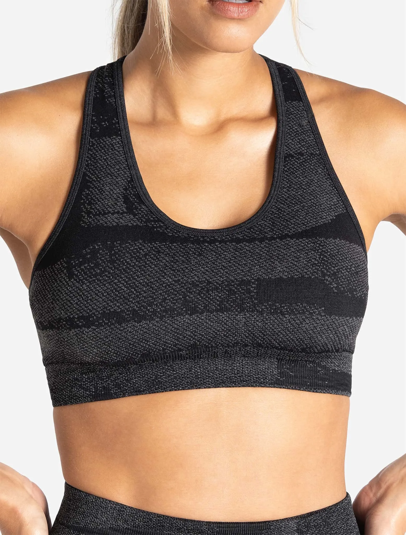 Boost Seamless Sports Bra - Black