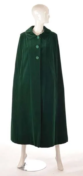 Vintage Neiman Marcus Emerald Green Velvet Cape Cloak