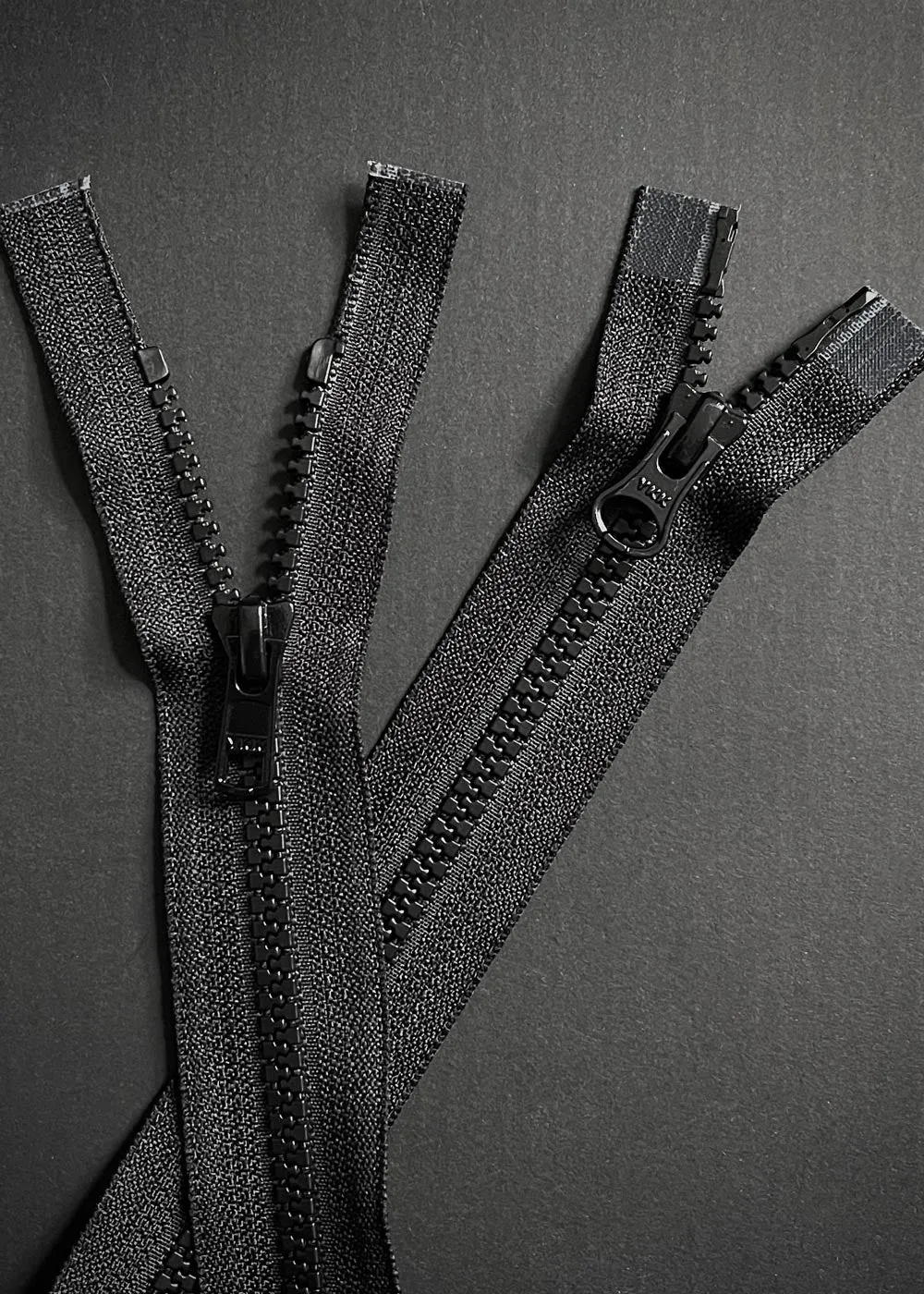 YKK, Two Way Open Ended Zip. #5 Vislon. Black